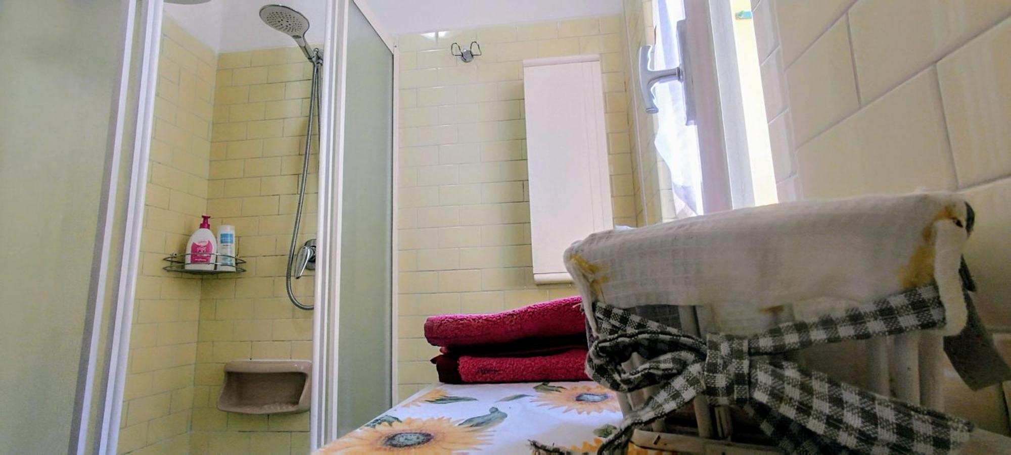 Appartamento Casa di Claude con posto auto Finale Ligure Esterno foto