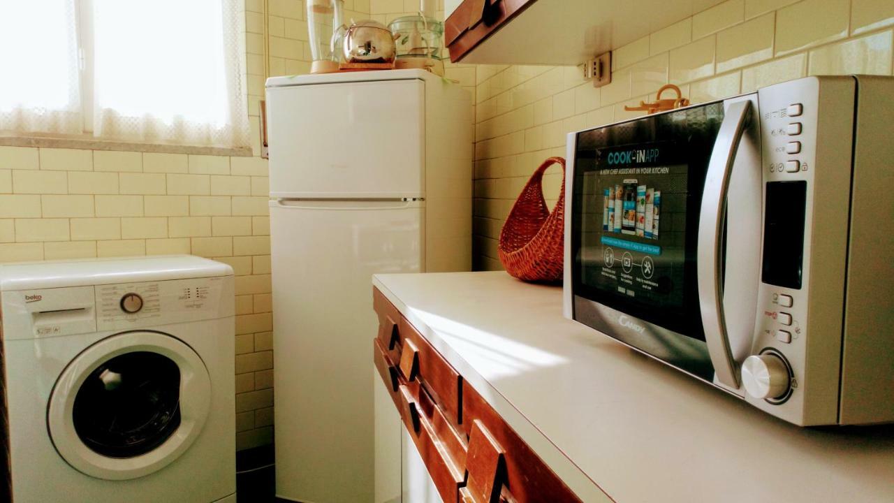 Appartamento Casa di Claude con posto auto Finale Ligure Esterno foto
