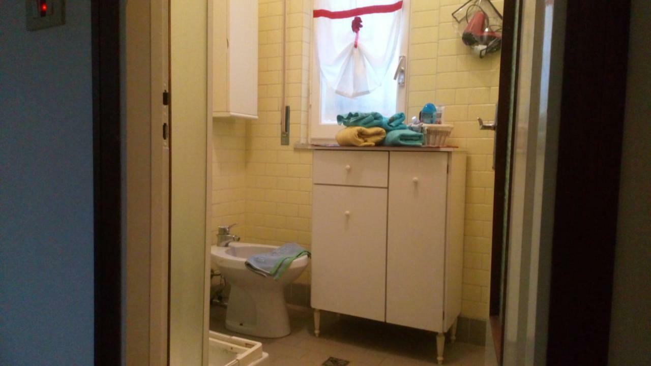 Appartamento Casa di Claude con posto auto Finale Ligure Esterno foto